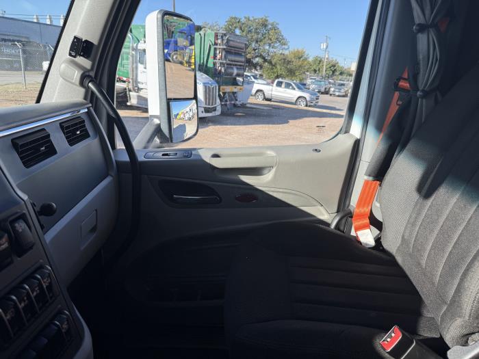 2021 Peterbilt 579-11