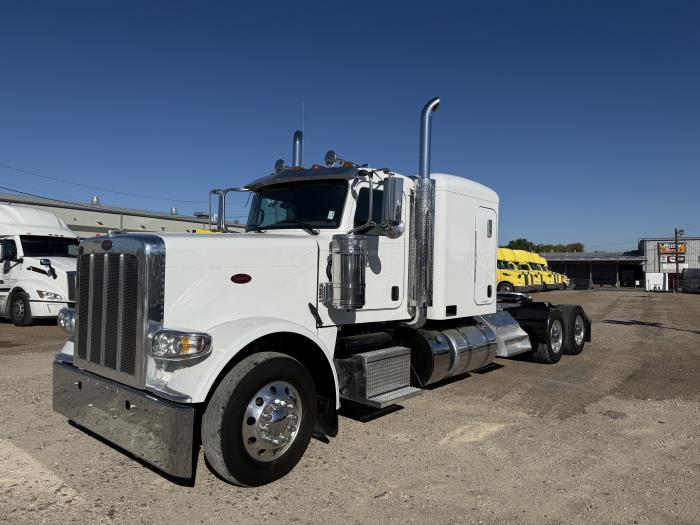 2023 Peterbilt 389-33