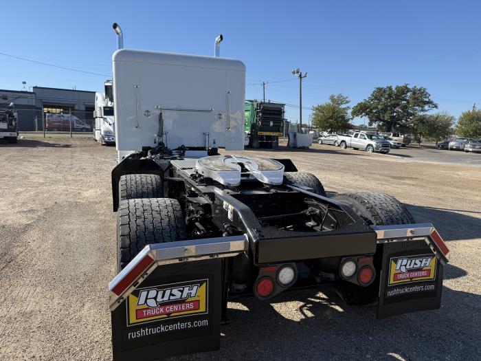2023 Peterbilt 389-50