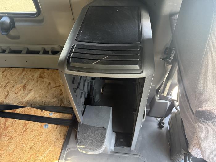 2022 International LT625-21