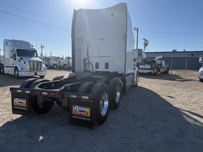 2021 Peterbilt 579-36