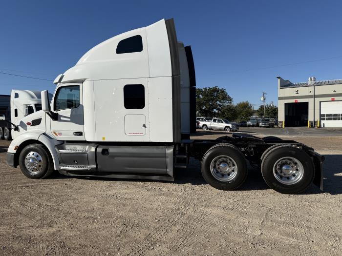 2021 Peterbilt 579-42