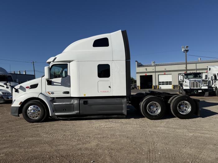 2021 Peterbilt 579-43
