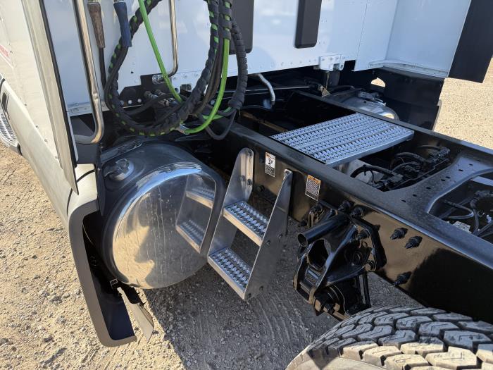 2021 Peterbilt 579-47