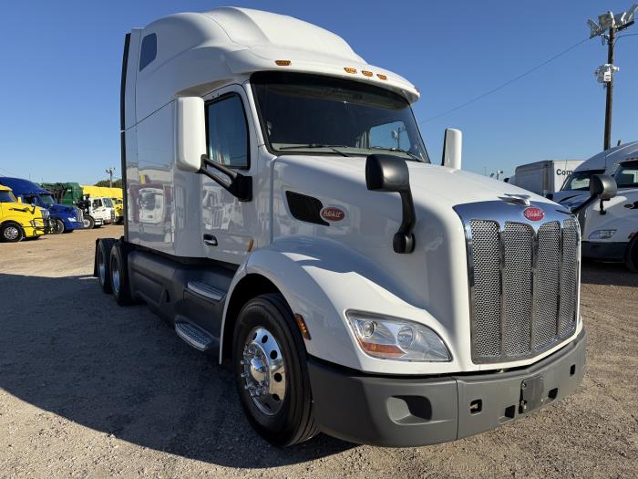 2021 Peterbilt 579-40
