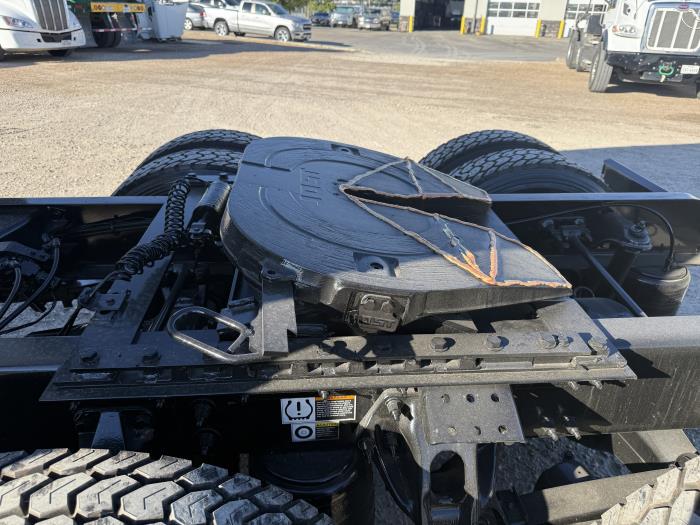 2021 Peterbilt 579-49