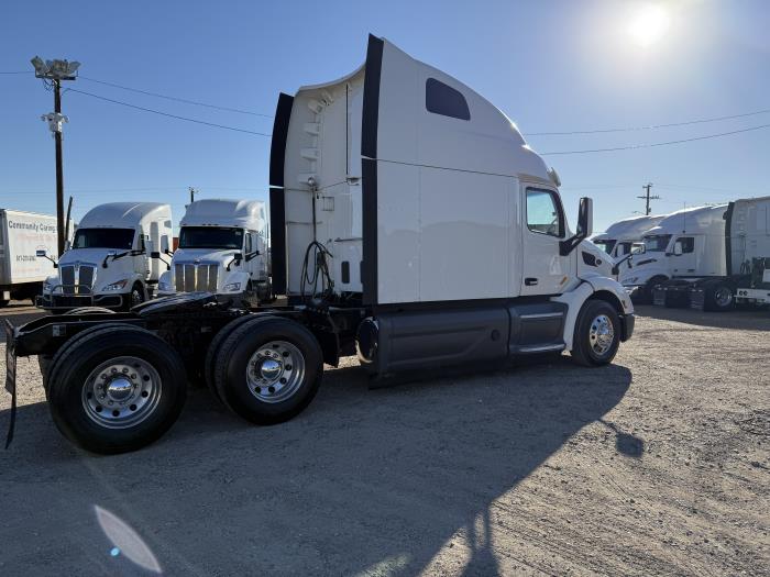 2021 Peterbilt 579-46