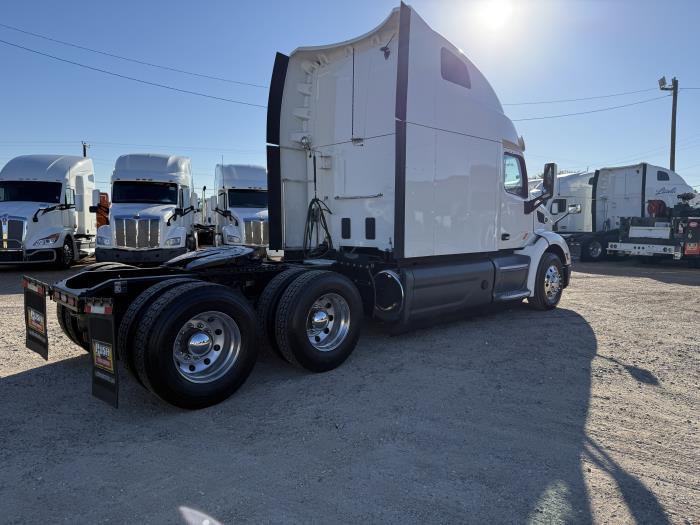 2021 Peterbilt 579-47