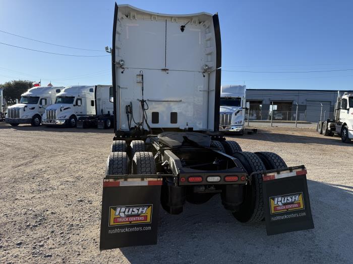 2021 Peterbilt 579-51