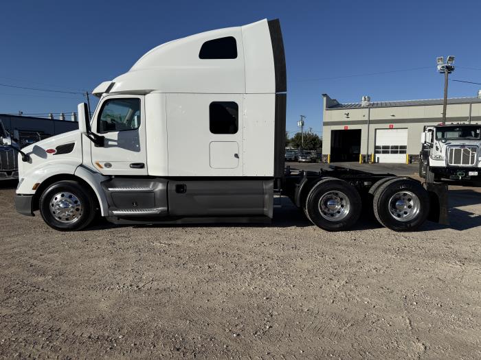 2021 Peterbilt 579-58