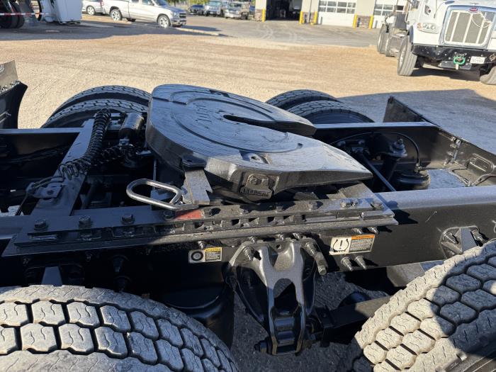 2021 Peterbilt 579-65