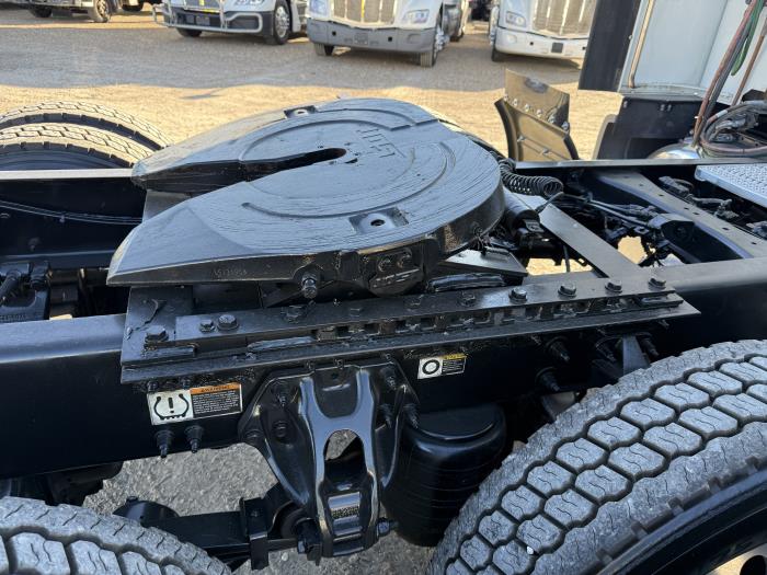 2021 Peterbilt 579-68