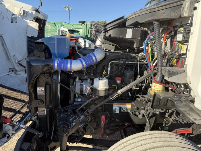 2021 Peterbilt 579-70