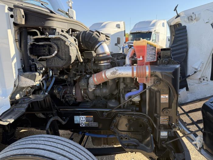 2021 Peterbilt 579-71