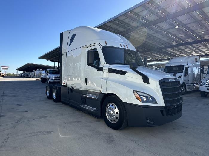 2021 Freightliner Cascadia-7