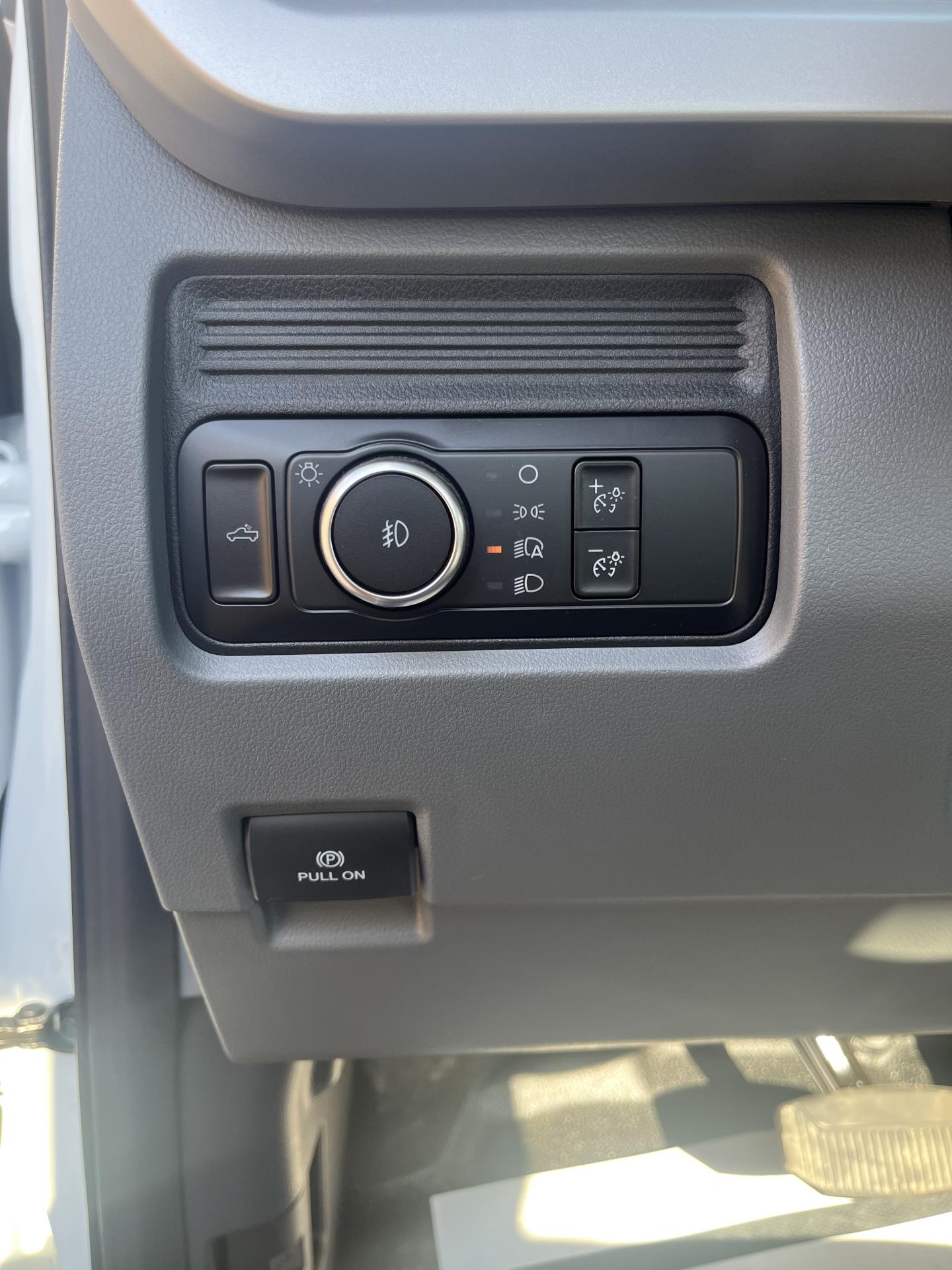 2025 Ford F-350 Regular Cab DRW 4x4 Knapheide Service Truck for sale #1971902 - photo 19