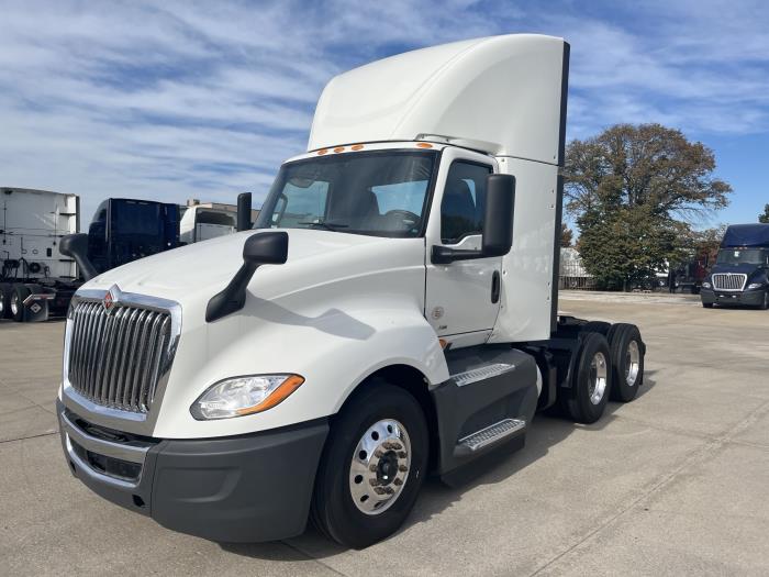 2021 International LT625-1