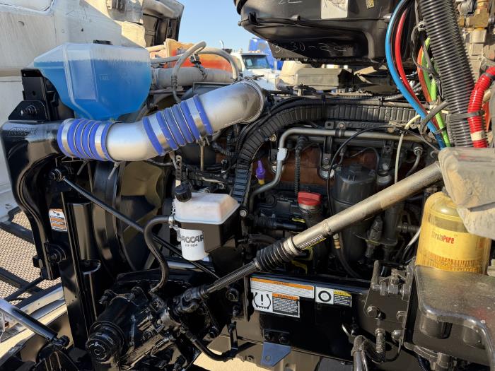 2019 Peterbilt 579-16