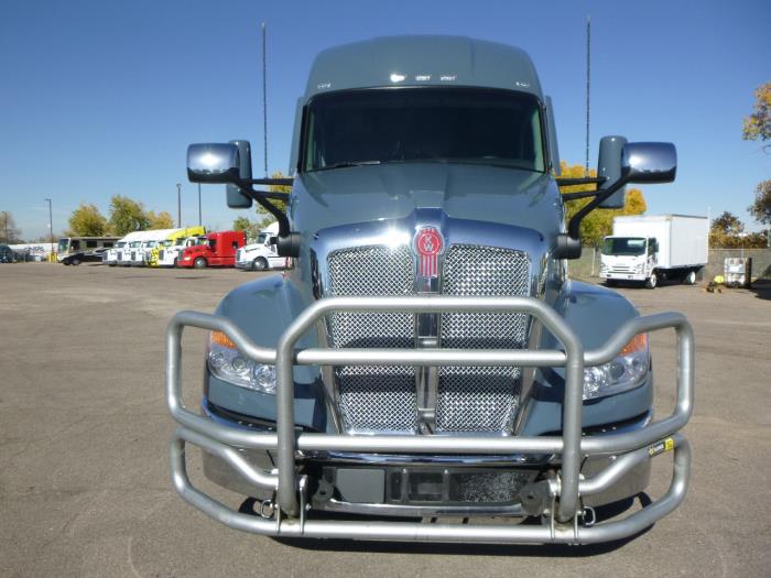 2023 Kenworth T680-8