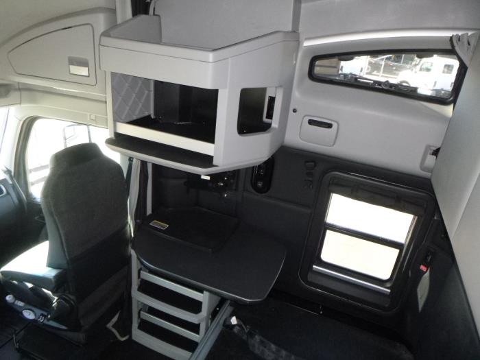 2023 Kenworth T680-16