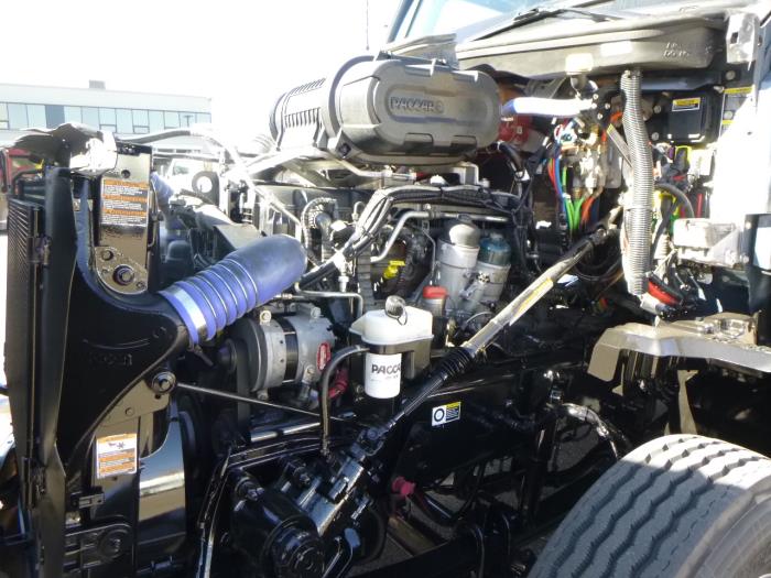 2023 Kenworth T680-22