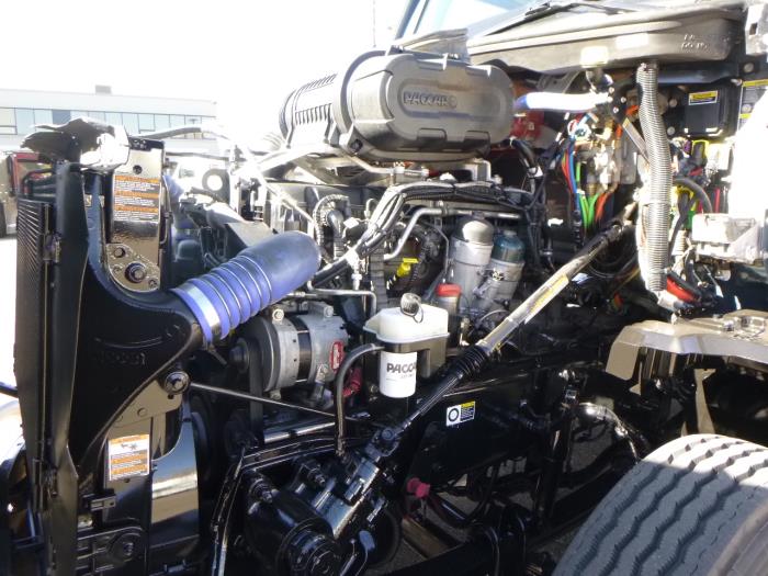 2023 Kenworth T680-23