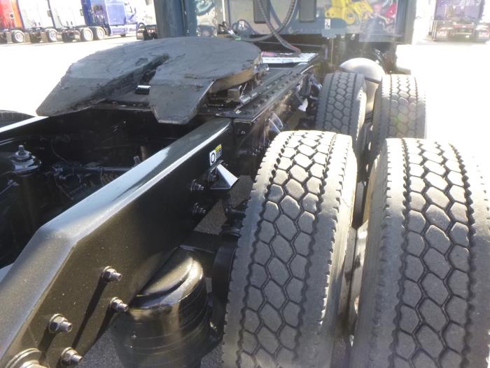 2023 Kenworth T680-29