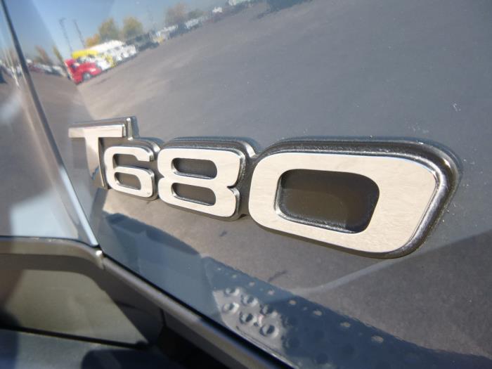 2023 Kenworth T680-56