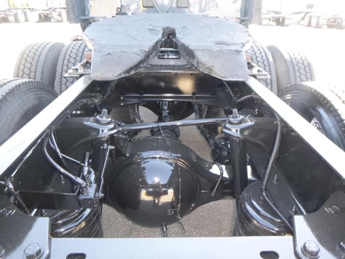 2023 Kenworth T680-59