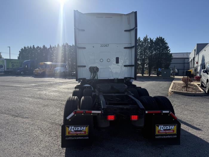 2022 International LT625-5