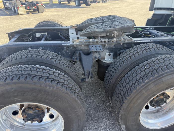 2022 International LT625-7