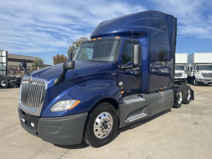 2022 International LT625-1