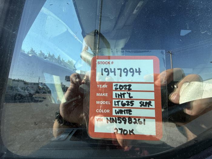 2022 International LT625-13