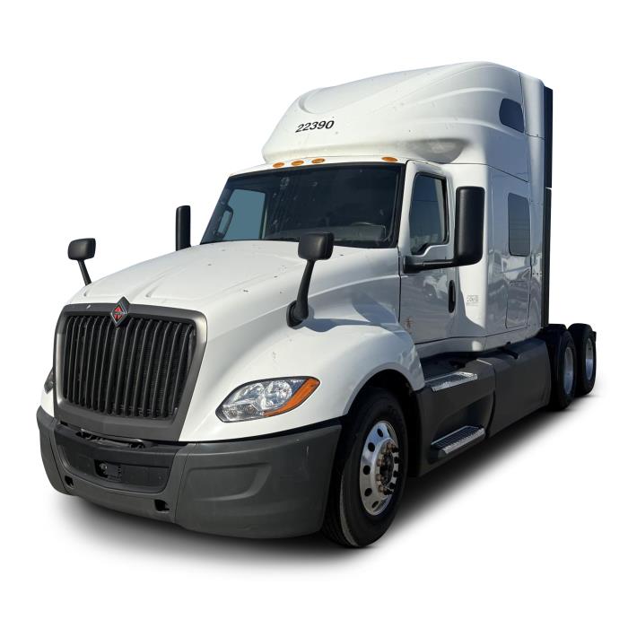 2022 International LT625-0