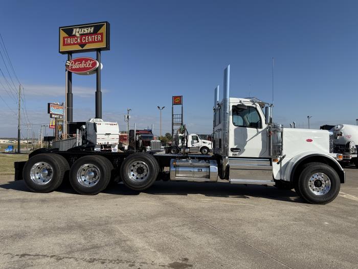 2026 Peterbilt 589-14