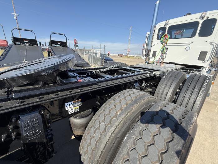 2026 Peterbilt 589-26