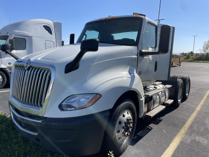 2022 International LT625-2