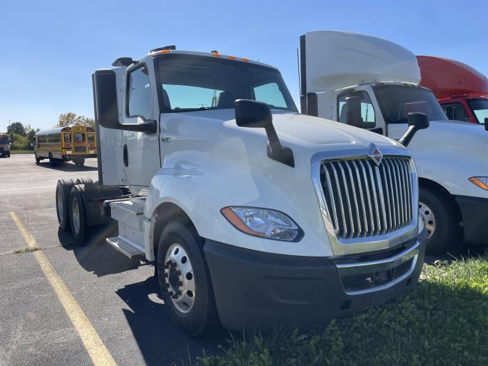 2022 International LT625-3