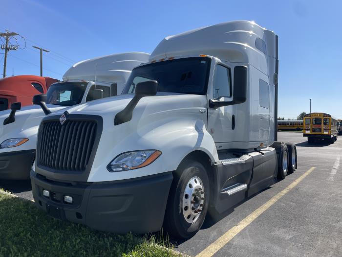 2021 International LT625-1