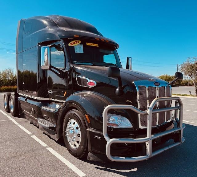 2021 Peterbilt 579-3