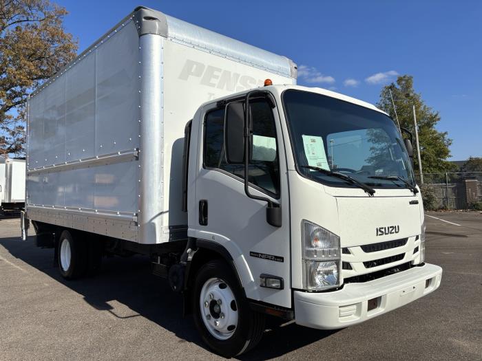 2019 Isuzu NPR-HD-8