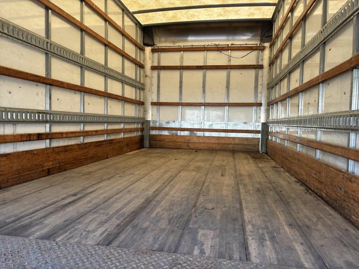 2019 Isuzu NPR-HD-12