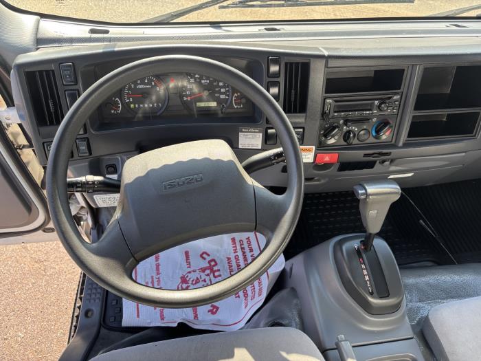 2019 Isuzu NPR-HD-15