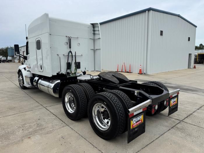 2022 Peterbilt 579-7