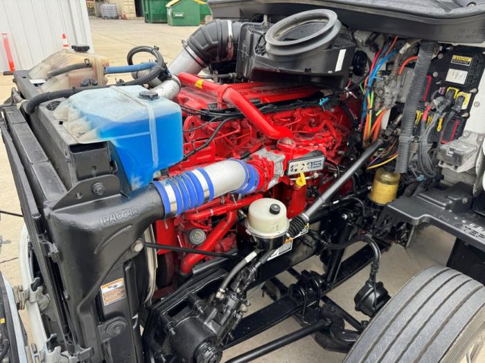 2022 Peterbilt 579-9