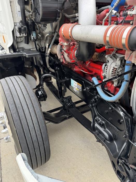 2022 Peterbilt 579-16