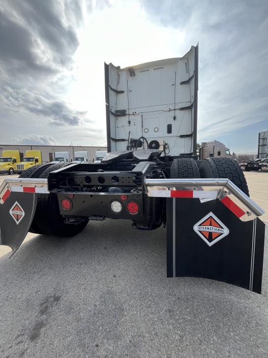 2021 International LT625-3