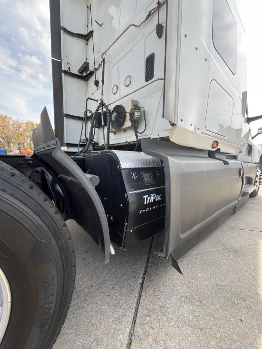 2021 International LT625-5