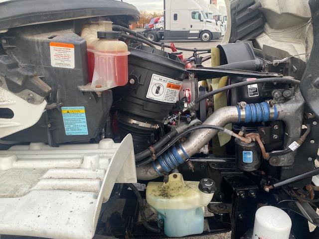 2019 Freightliner Business Class M2 106-14