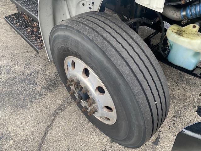 2019 Freightliner Business Class M2 106-15